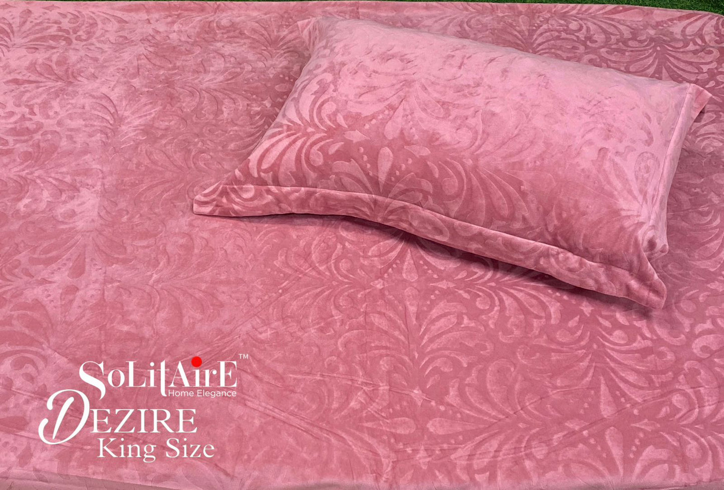 Dezire Warm King Sized Jointless Bedsheet – Premium Italian Cashmere Fabric