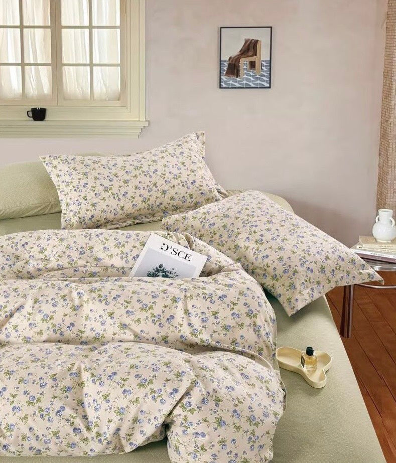 FLOWER BED KING SIZE BEDSHEET SET