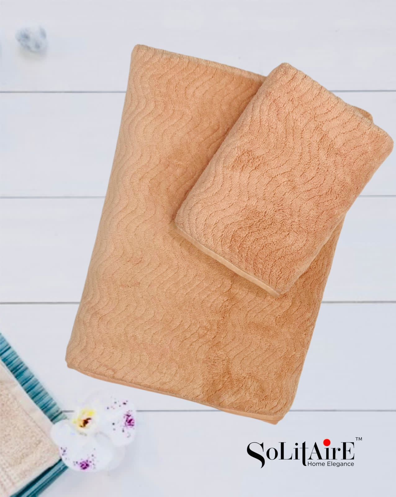 MICROFIBER TOWEL Super-Soft, Highly-Absorbent (BATH & HAND TOWEL)