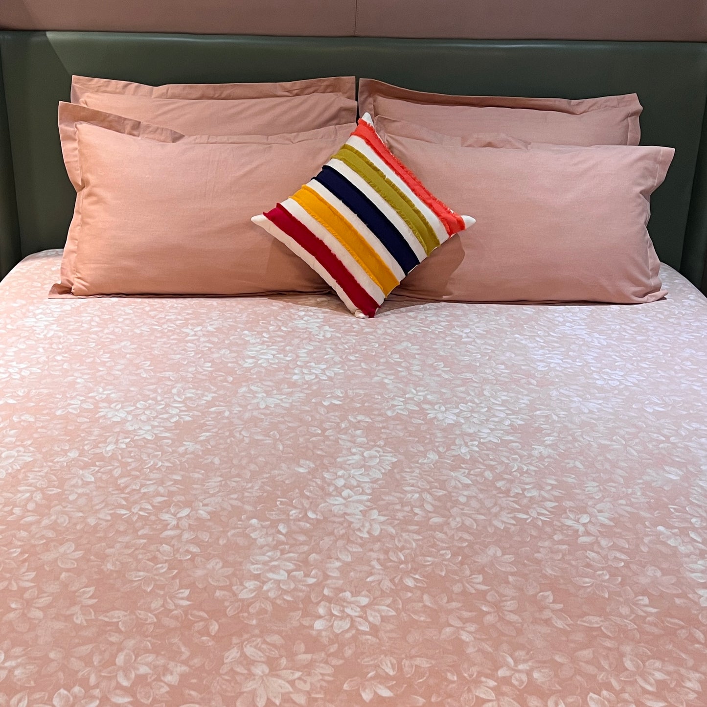 TIGER LILY 100% EGYPTIAN COTTON LUXURY BEDSHEET SET