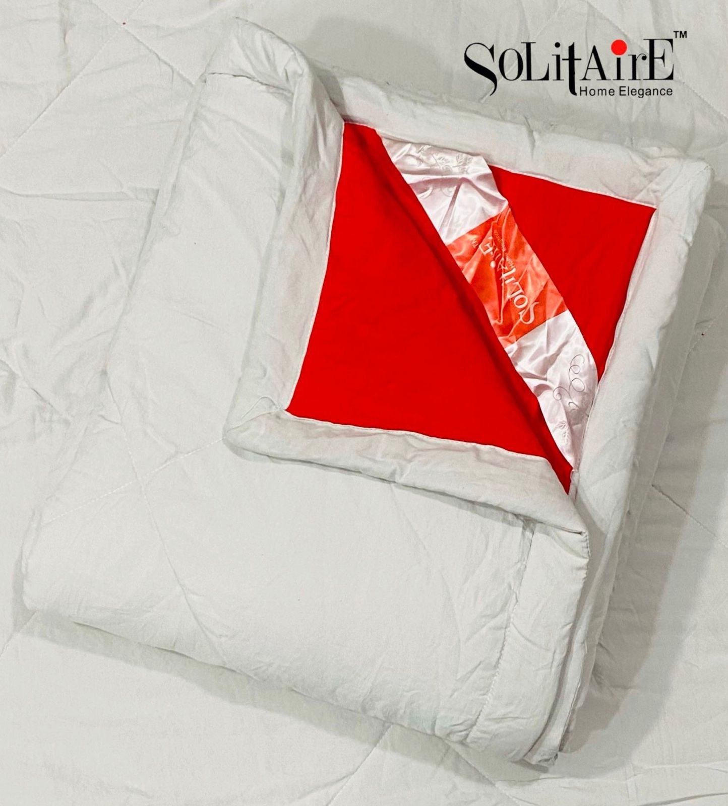Bigg Boss SHADES AC COMFORTER (Reversible)