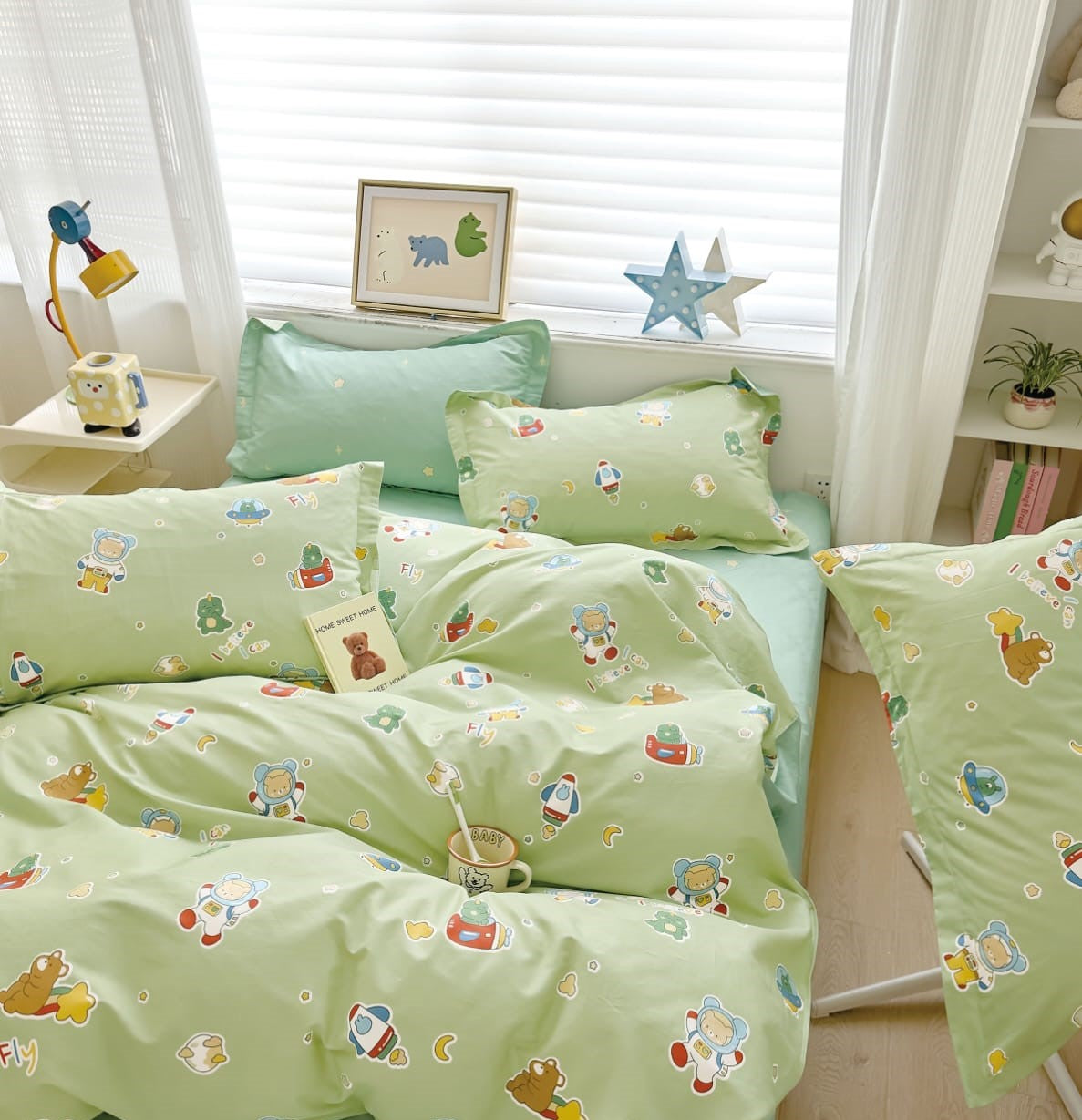 Little county King Size Cotton Bedsheet Set