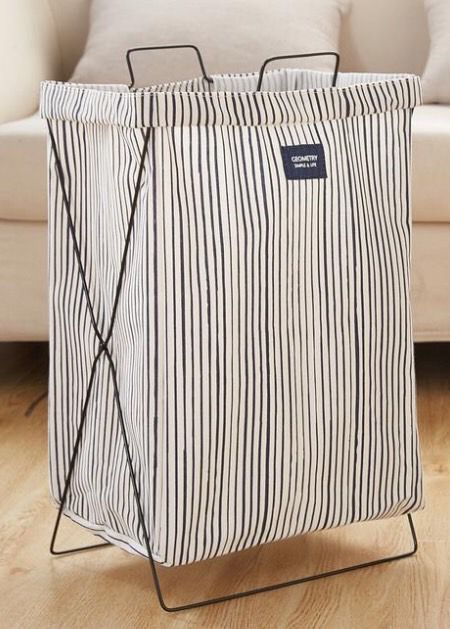 FOLDABLE LAUNDRY BASKET