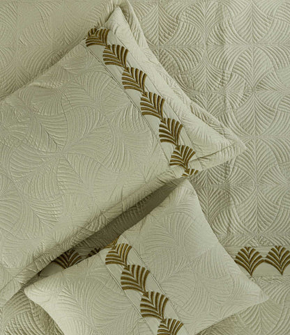 ✨ Solitaire King Size Embroidered Quilted Bedcover Set – 5 Pc | Luxury Bedcover + Pillow Covers + Cushions with Filler