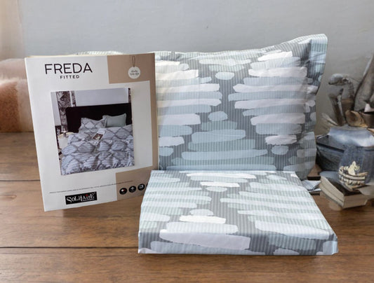 Freda Fitted Glazed Cotton King Bedsheet with 2 Pillow Covers