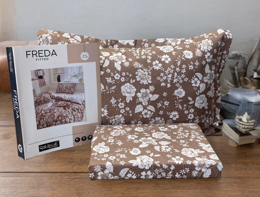 Freda Fitted Glazed Cotton King Bedsheet with 2 Pillow Covers