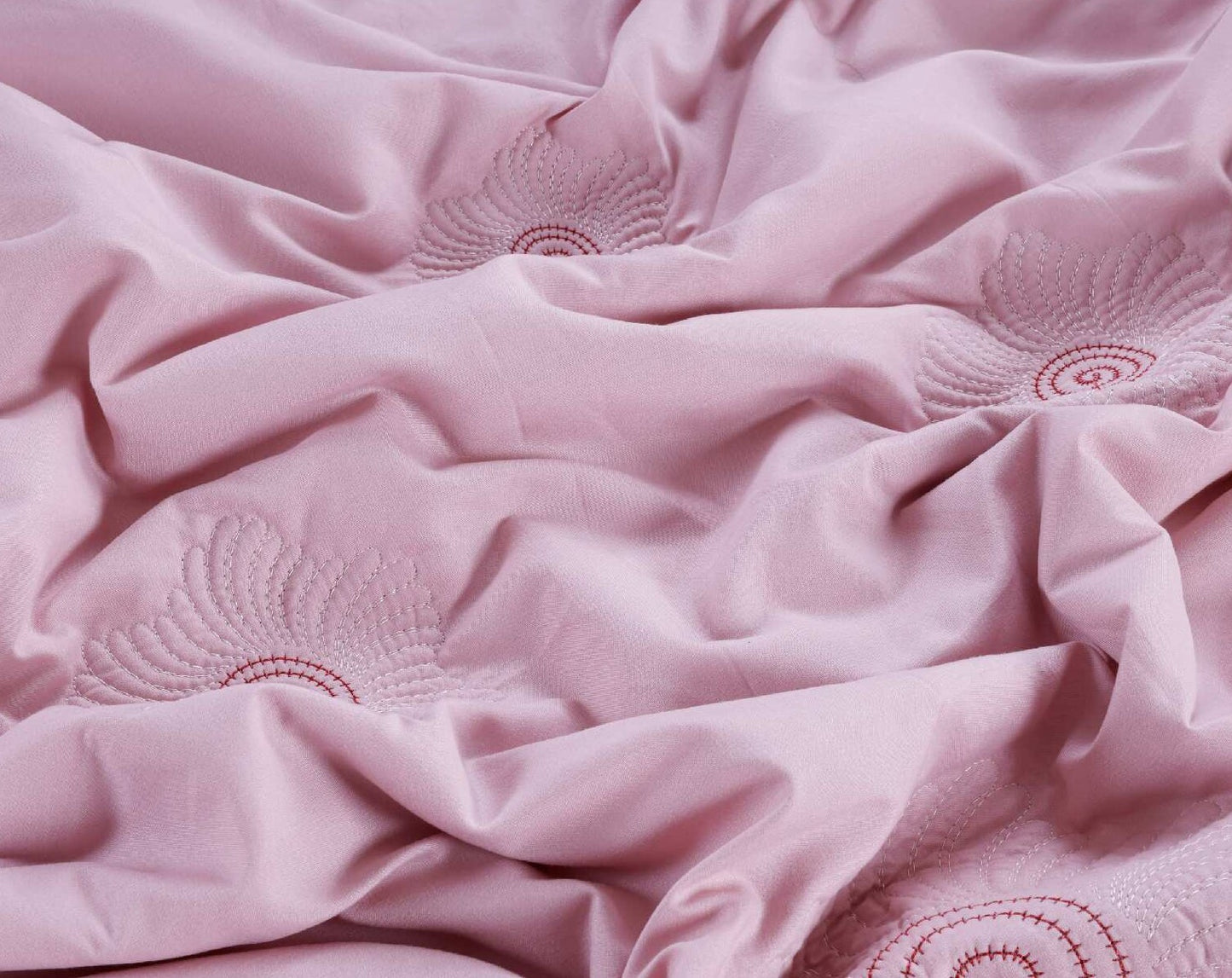 ✨ Solitaire Ultra Soft Embroidered Comforter – Double & Single Bed Sizes | Luxury Quilted Bedding