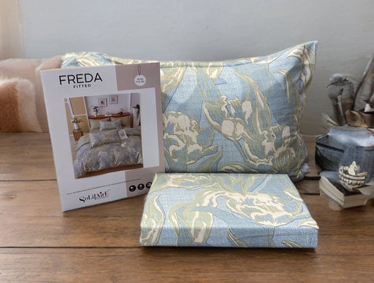 Freda Fitted Glazed Cotton King Bedsheet with 2 Pillow Covers