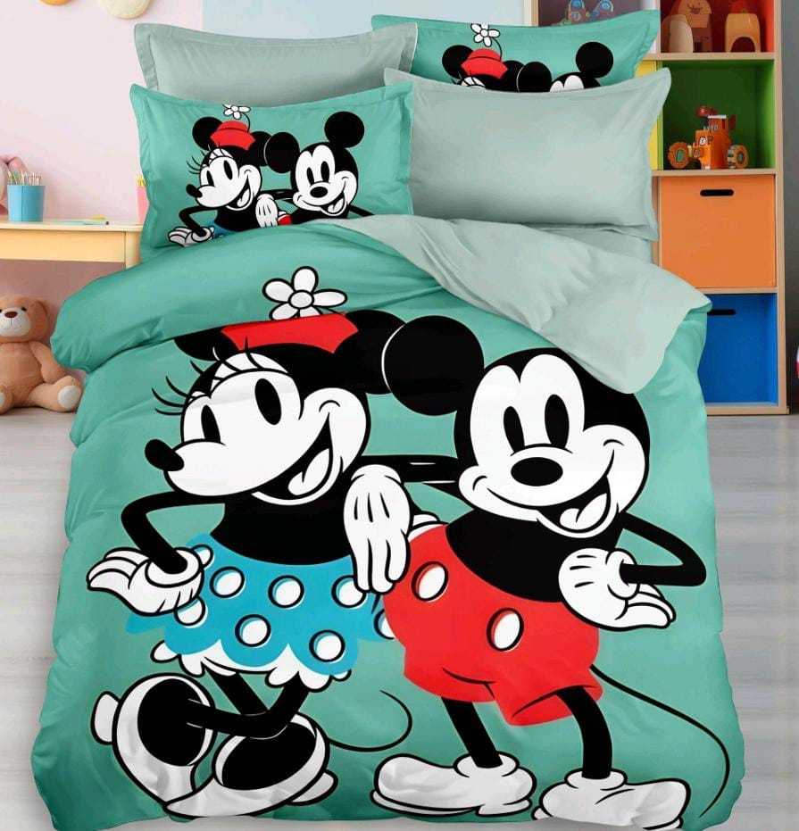 Kids Den Jointless King Size Panel Print Bedsheet Set