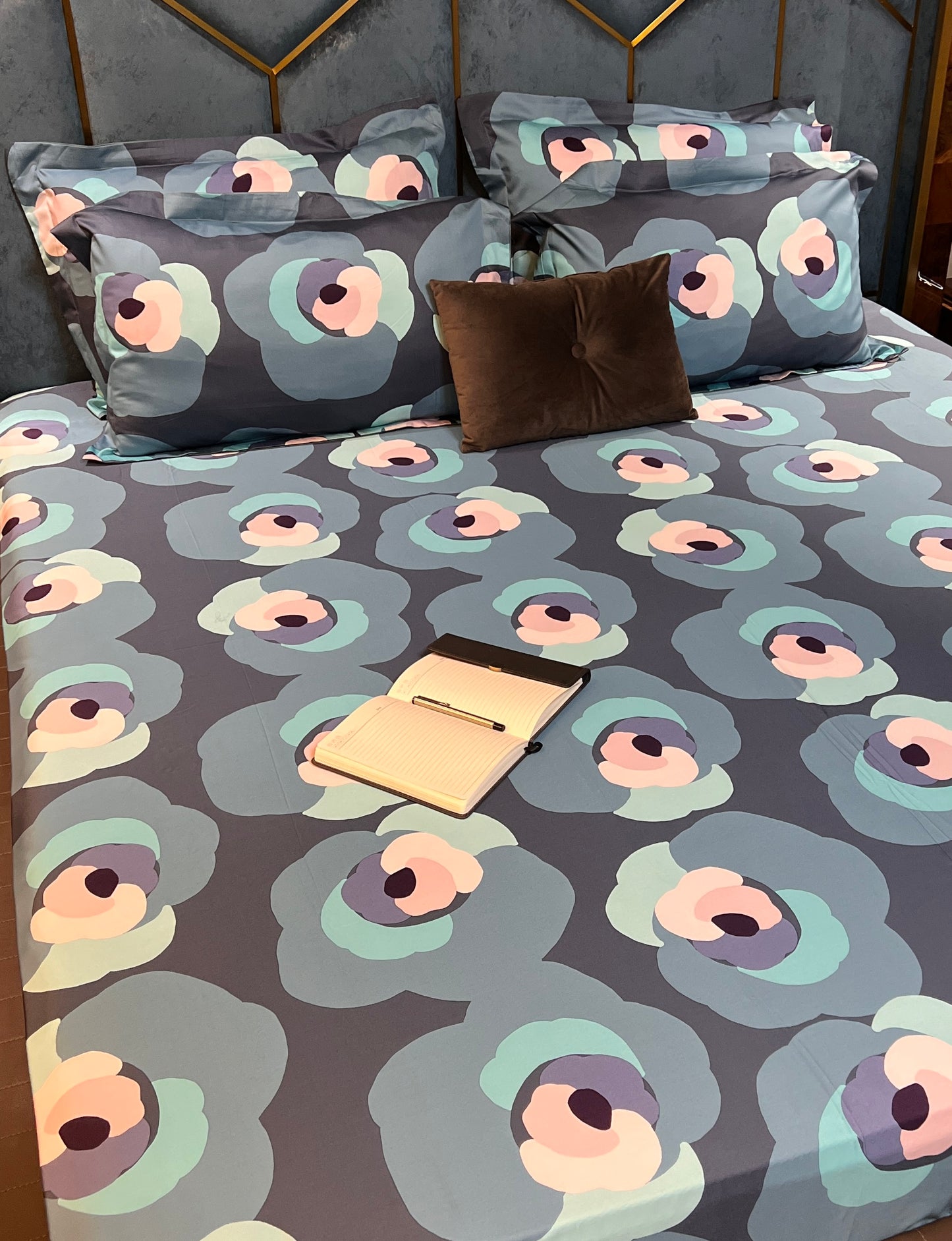 LINNEA LUXURY 300-THREAD COUNT COTTON BEDSHEET (KING-SIZE) (SUPER-SOFT)