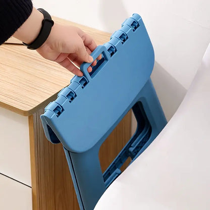 FOLDABLE MULTI-PURPOSE STOOL