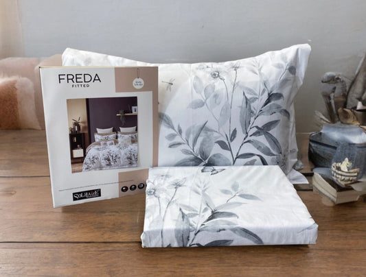 Freda Fitted Glazed Cotton King Bedsheet with 2 Pillow Covers