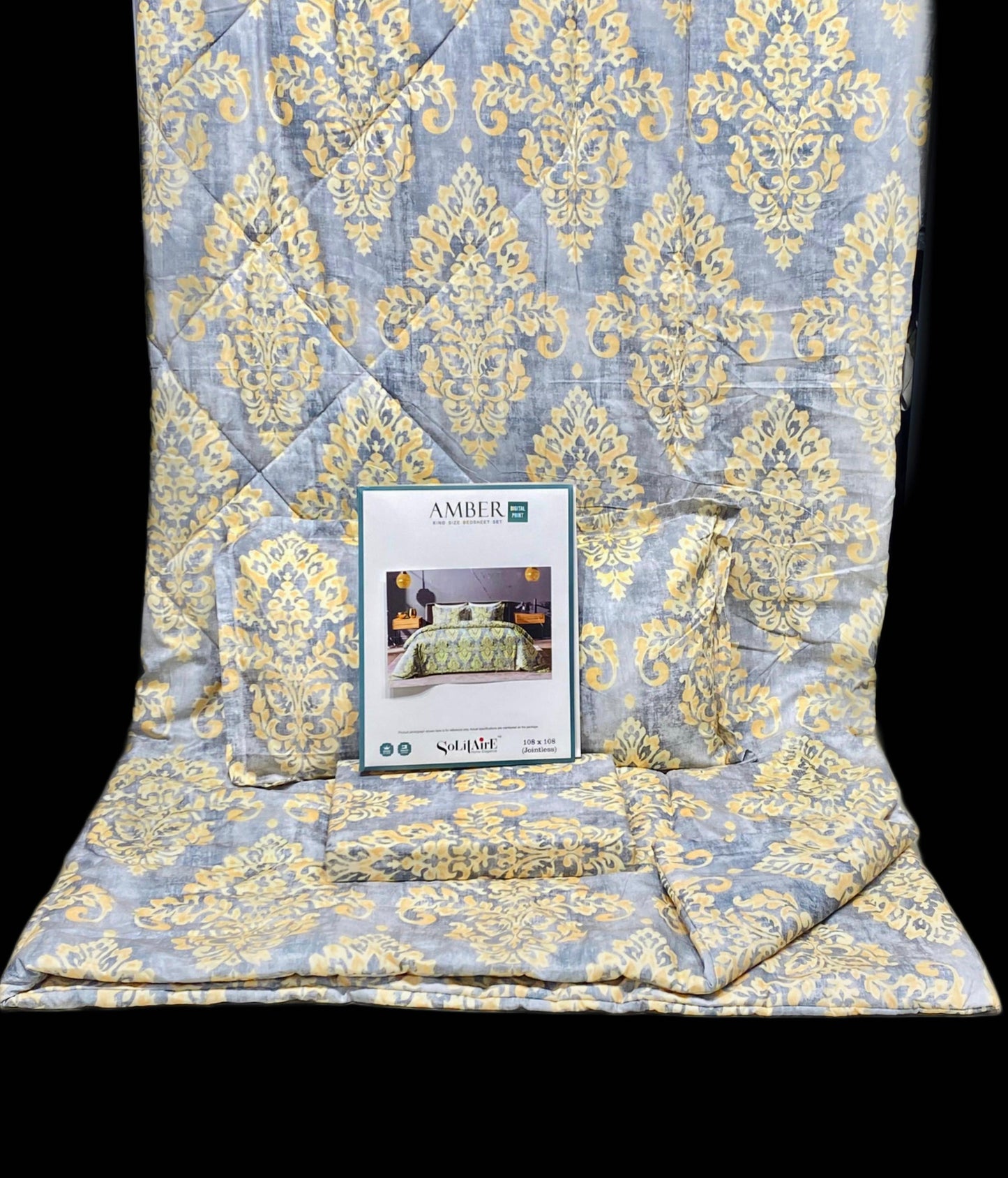 Amber Digital Printed Jointless King Size Complete Comforter Set