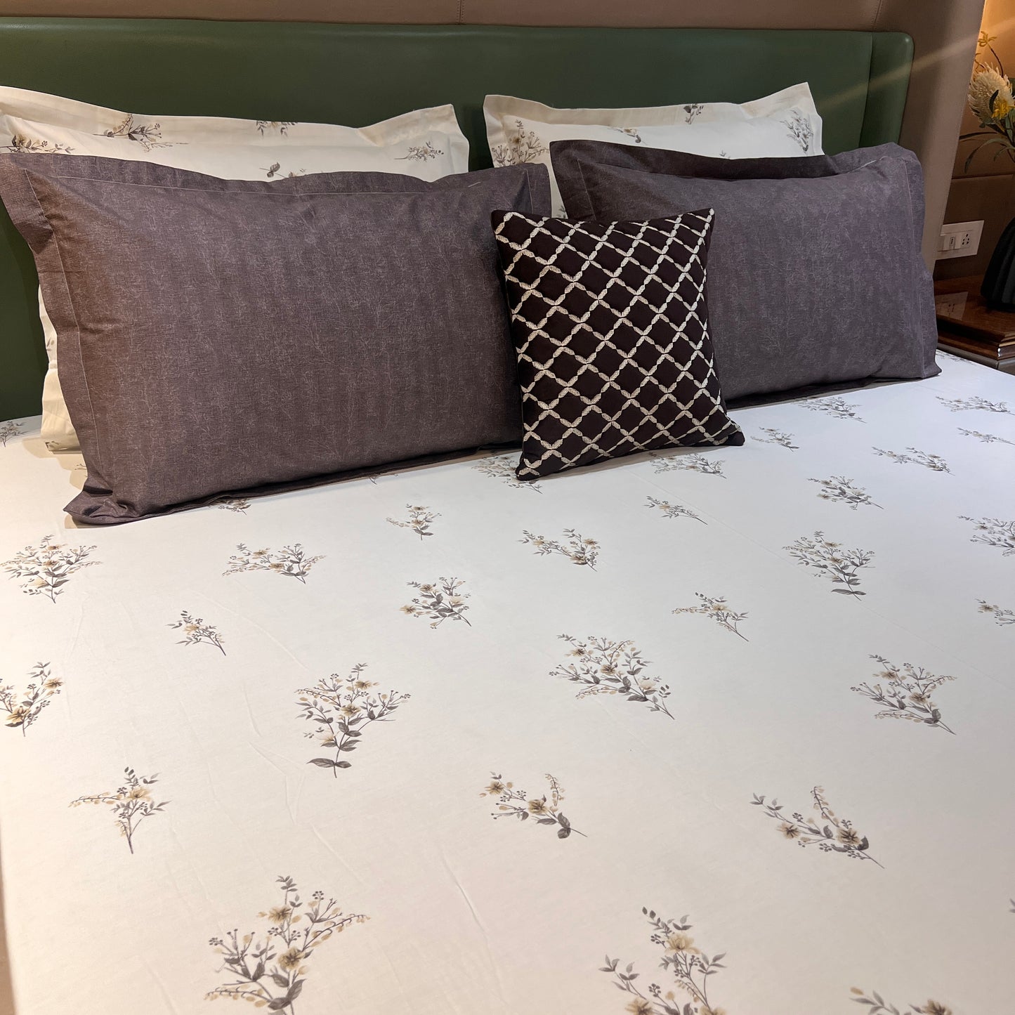 FLEUR KING COTTON BEDSHEET