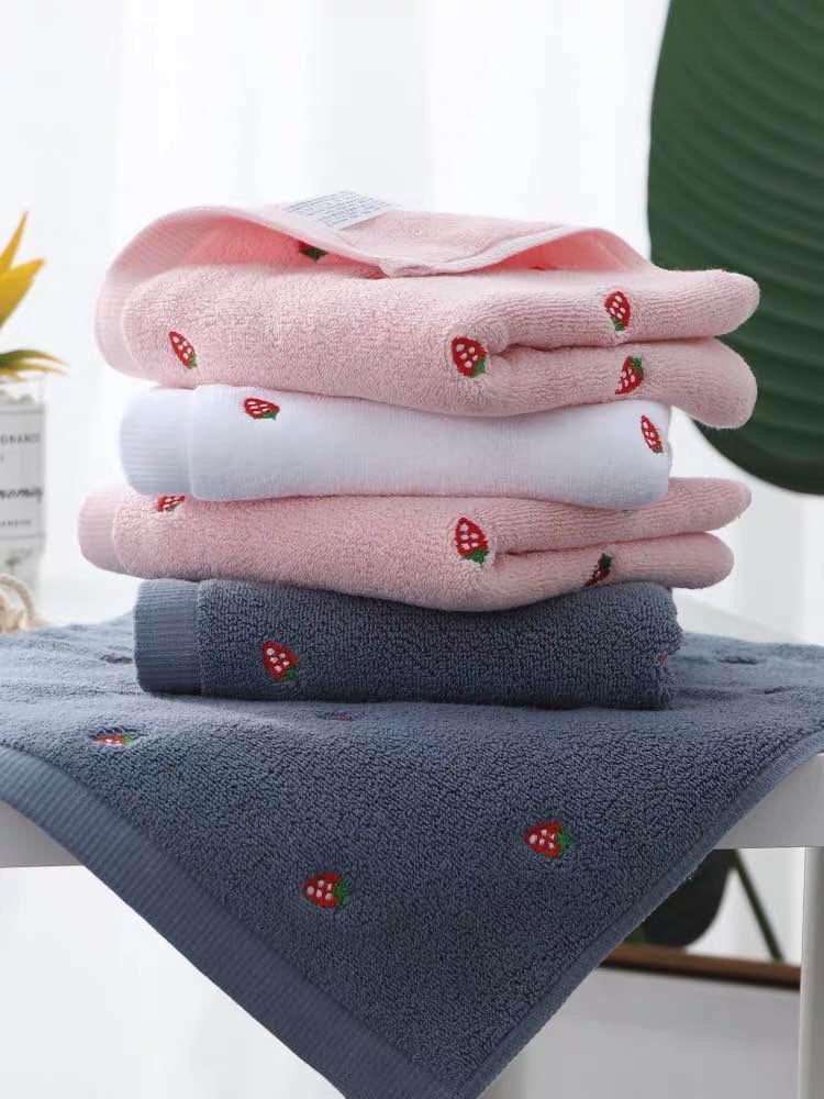 STRAWBERRY BATH & HAND TOWELS (Blue)