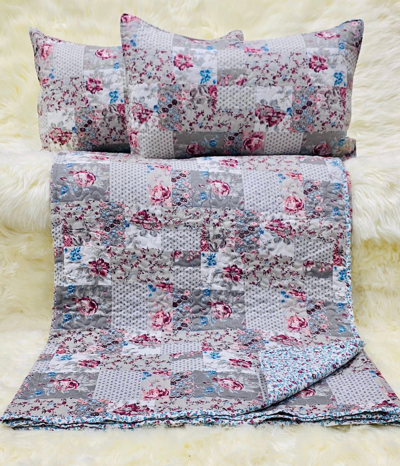 ROMANZ BEDCOVER (Reversible + Quilted)