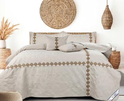 ✨ Solitaire King Size Embroidered Quilted Bedcover Set – 5 Pc | Luxury Bedcover + Pillow Covers + Cushions with Filler