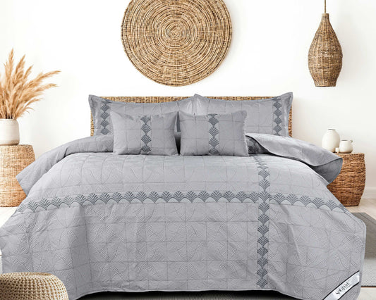✨ Solitaire King Size Embroidered Quilted Bedcover Set – 5 Pc | Luxury Bedcover + Pillow Covers + Cushions with Filler