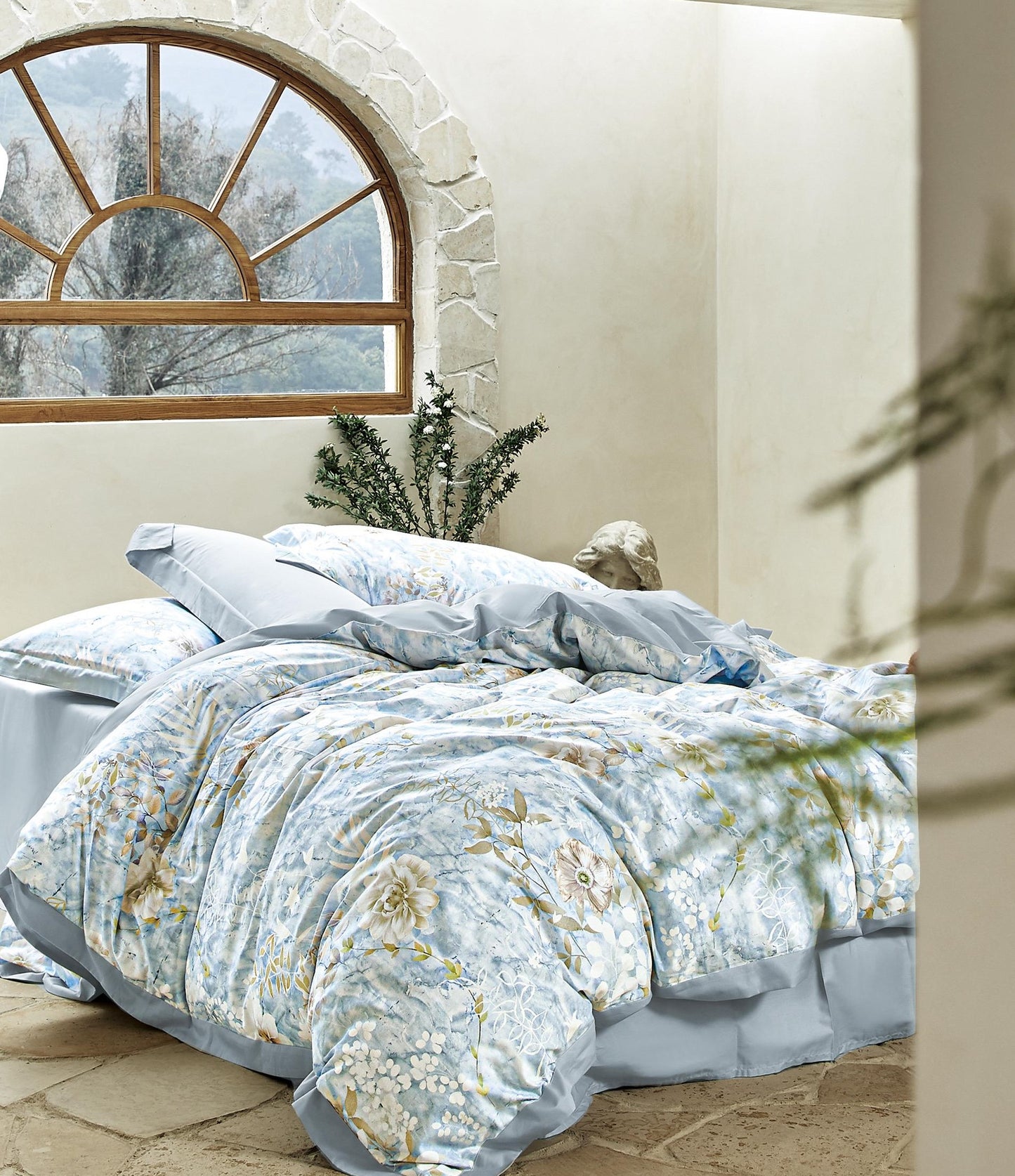 Floral Luxury King Size Bedsheet Set (1+2) – 100% Organic Cotton