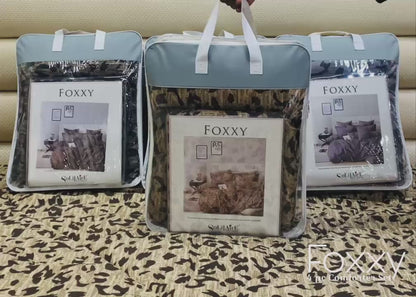 Foxxy Reversible AC Comforter Set – Queen Size