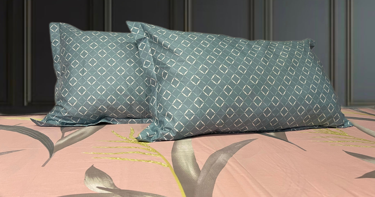 FREESIA XXL Cotton Bedsheet (Extra-Large Bedsheet)